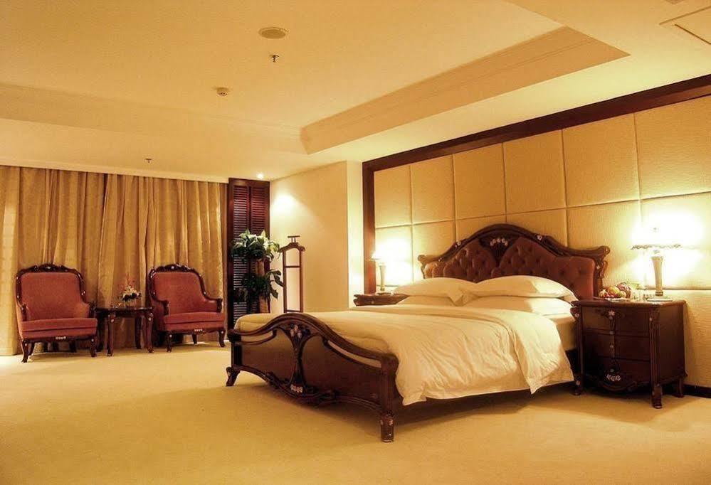 Dolton Resort Tongshenghu Чанша Екстериор снимка