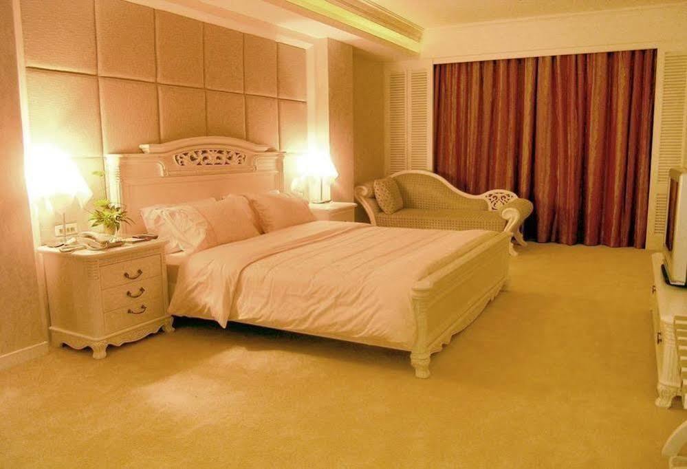 Dolton Resort Tongshenghu Чанша Екстериор снимка