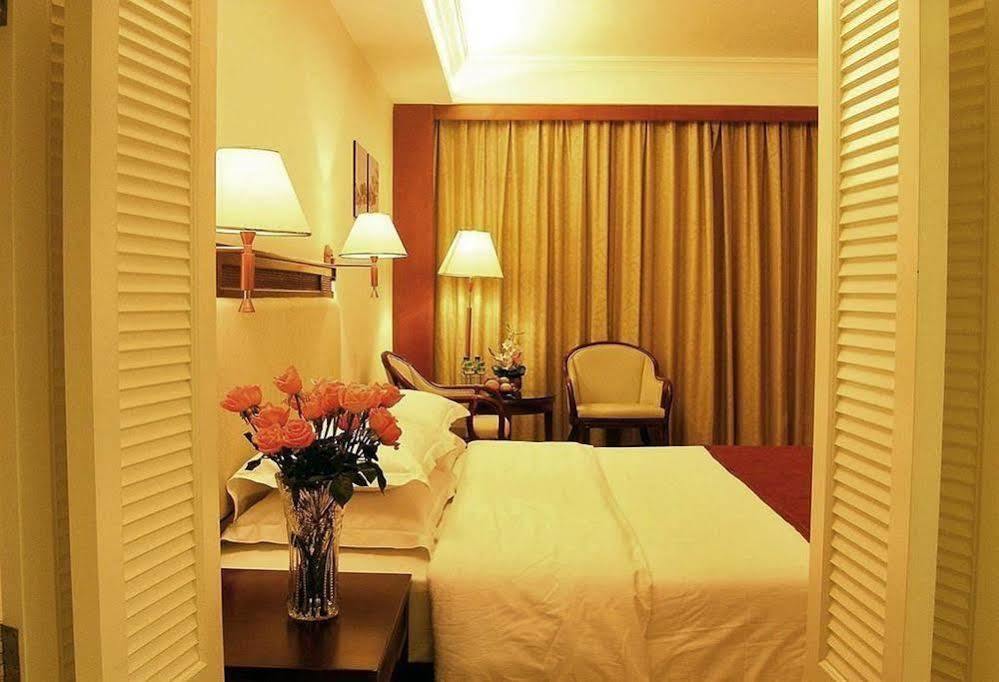 Dolton Resort Tongshenghu Чанша Екстериор снимка