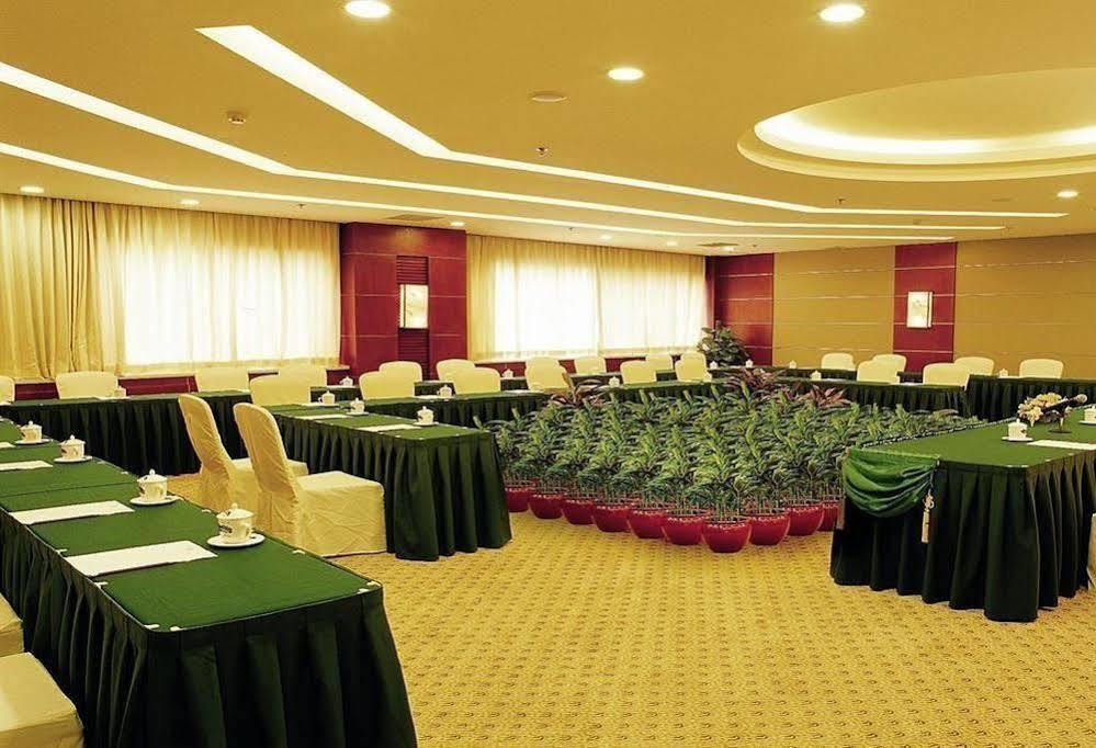 Dolton Resort Tongshenghu Чанша Екстериор снимка